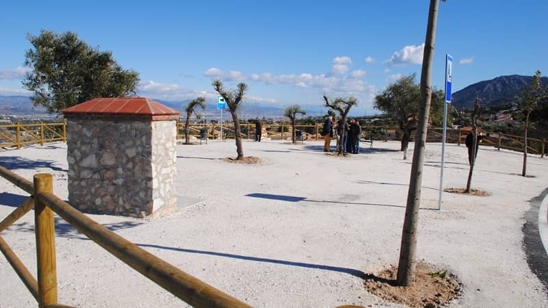 Sobresaliente Exaltación de la Mantilla en el Centro de Mayores