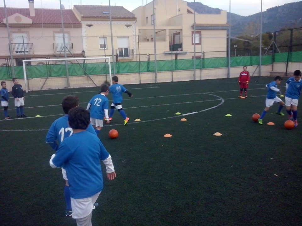 PARTIDOS FÚTBOL BASE FIN DE SEMANA 12-01-14