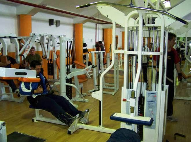 El Ayuntamiento renovará los equipos de la sala de musculación de El Limón