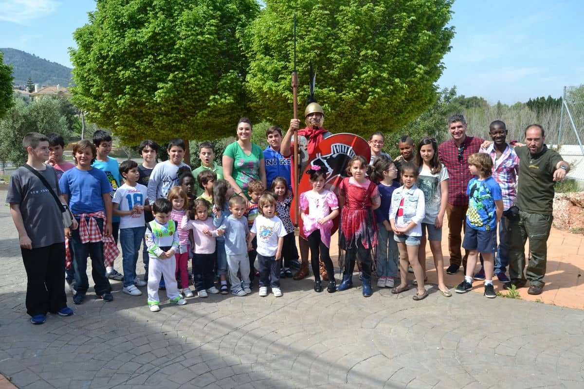 Campamento de Semana Santa en el Centro Social de Retamar