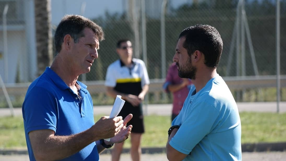 La Escuela de fútbol Alhaurín de la Torre y el Alhaurín de la Torre, C. F. entrenan juntos