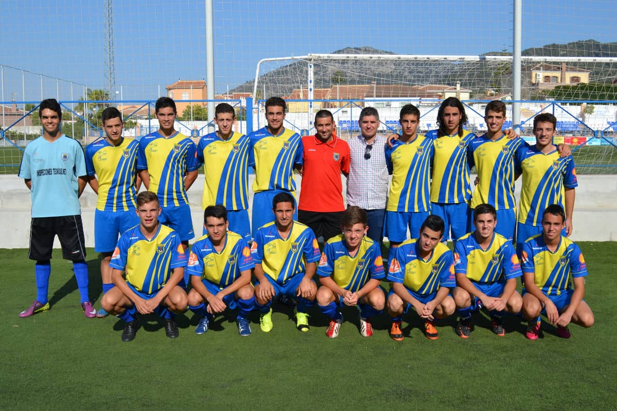 El equipo juvenil del C. D. Lauro acaba 1º en su liga