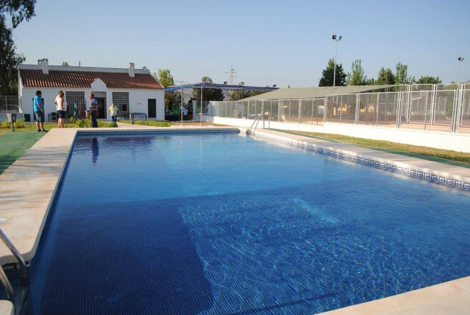 Tres de las cuatro piscinas municipales abren sus puertas para la temporada de verano