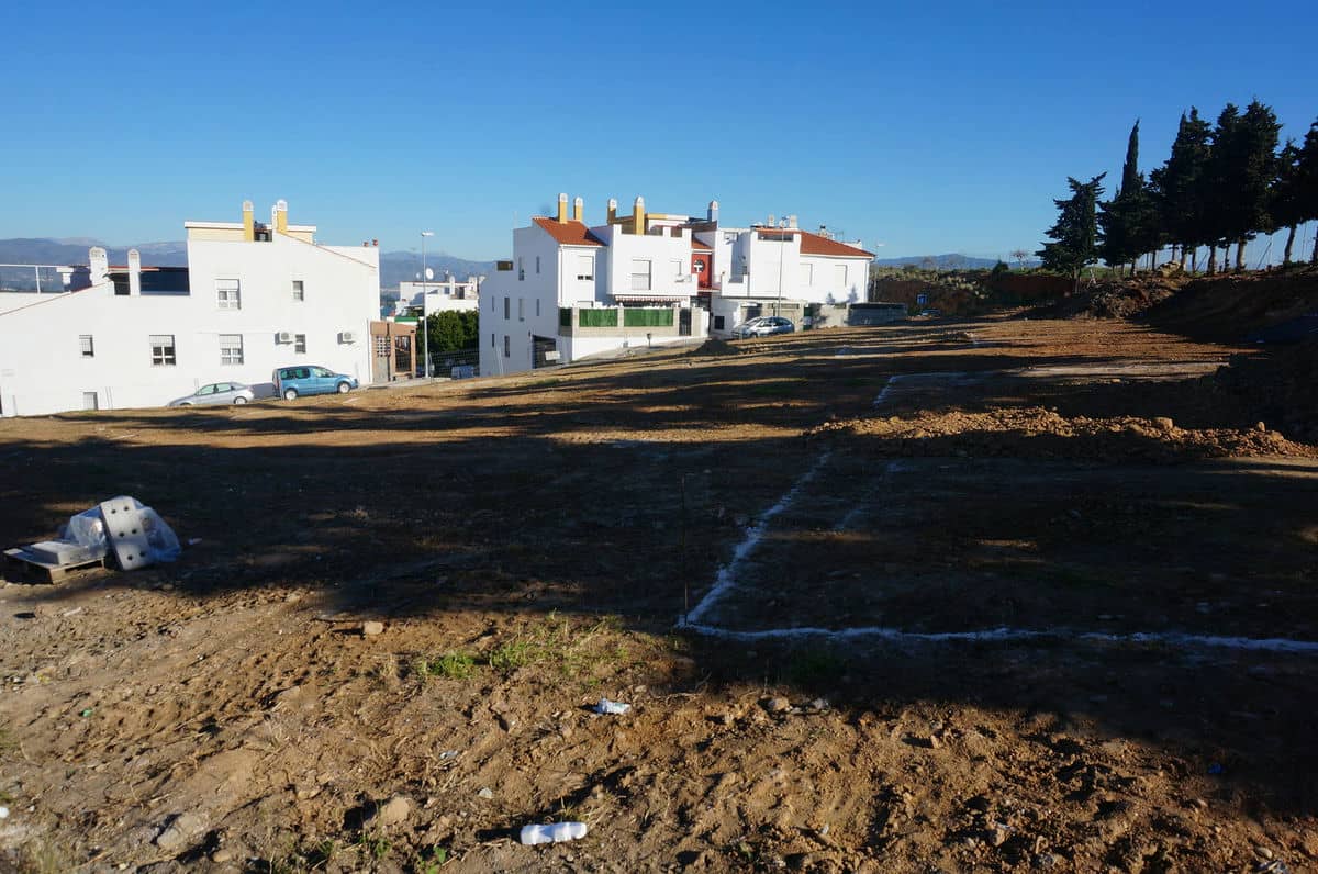 Comienzan las obras de la piscina pública municipal de la barriada El Cordobés