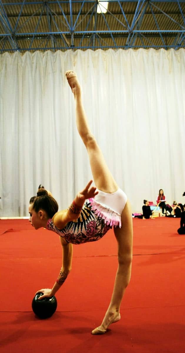 La gimnasta alhaurina Mireya Valle participará en el Campeonato de España de nivel escolar