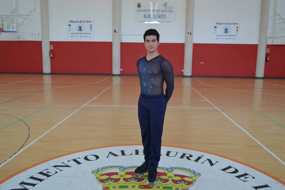 El campeón del mundo de patinaje artístico Kevin Bordas, en Alhaurín de la Torre