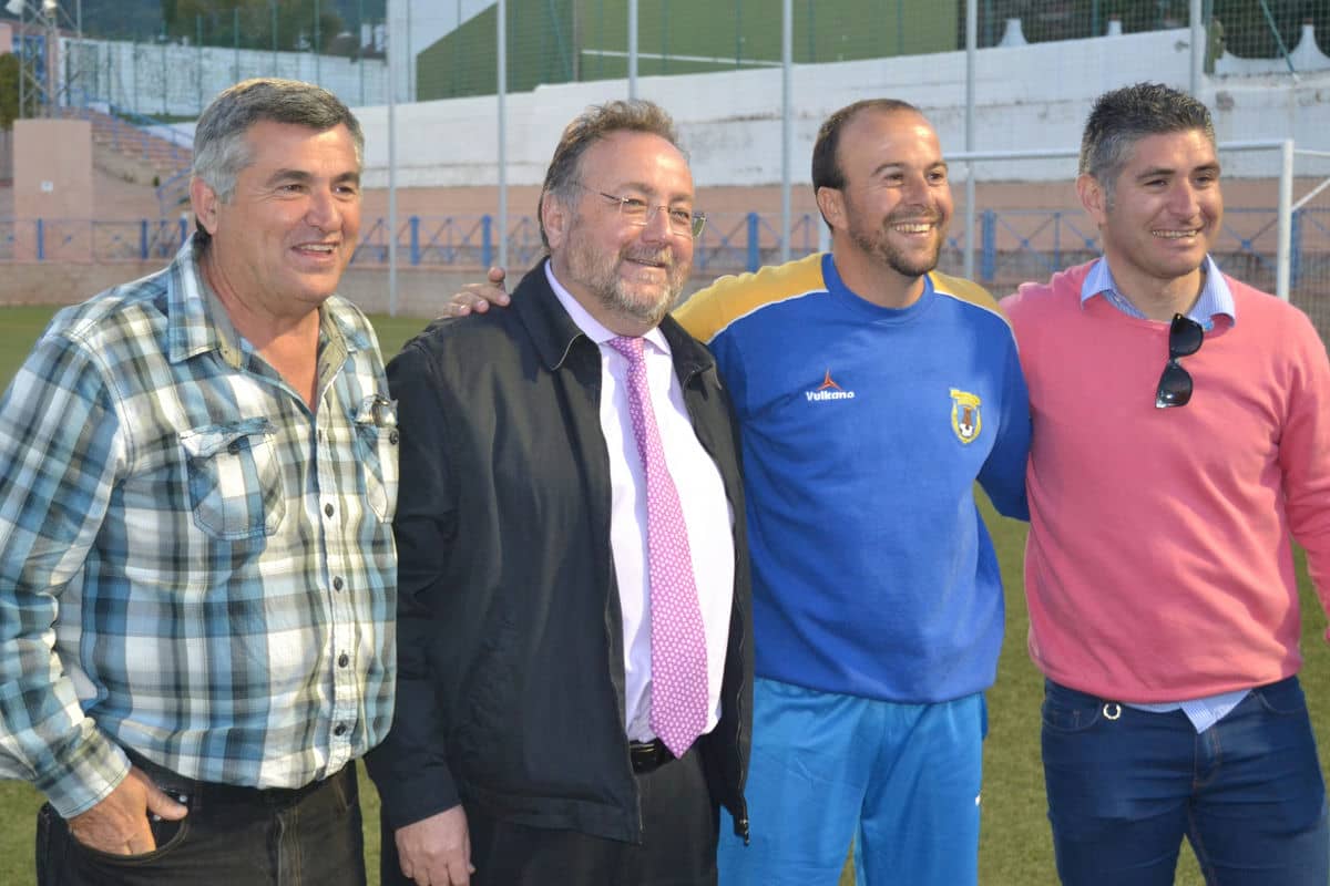 Partidos de fútbol fin de semana 03-05-15