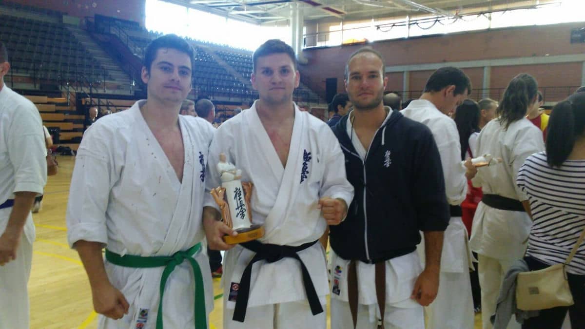 Gran actuación  del club Sakura Dojo de Alhaurín de la Torre en la Copa Valencia de Karate