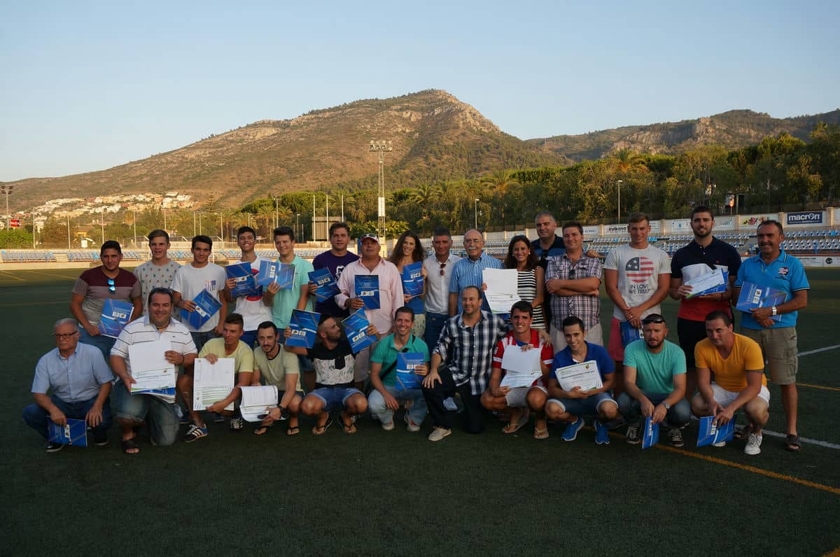 Un total de 34 personas completaron el nuevo curso de monitor de fútbol y fútbol-sala