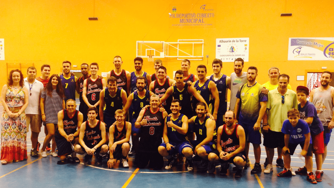 Encuentro internacional de baloncesto en Alhaurín de la Torre