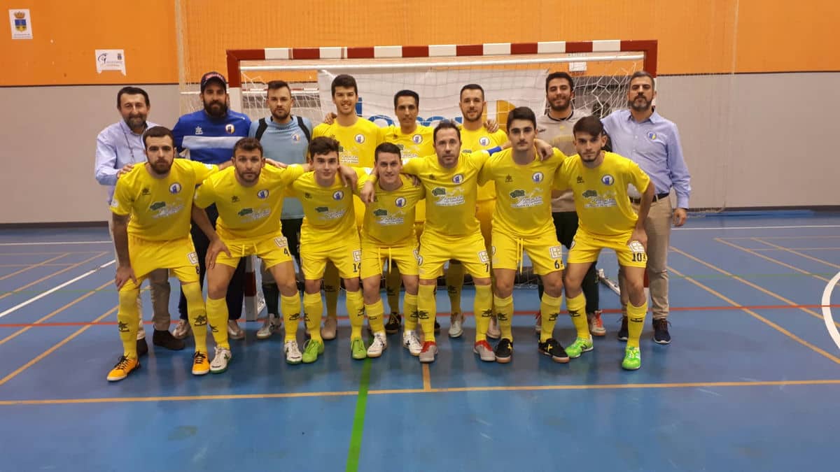 Victoria de equipo para el Kent (3-1)
