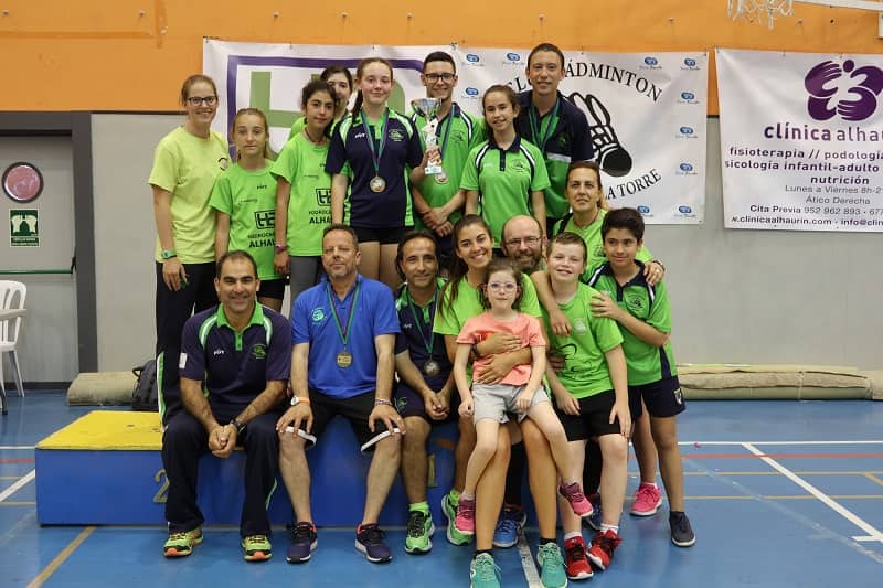 Épico y sufrido título de liga para el bádminton alhaurino