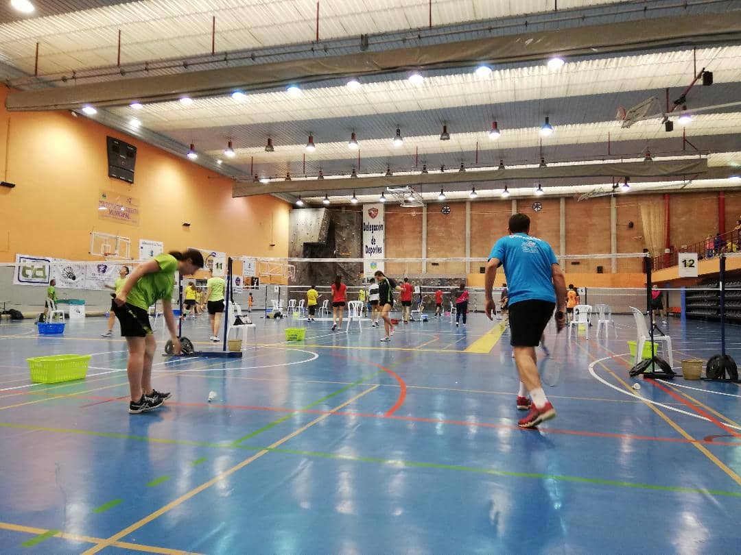 La final malagueña de bádminton ya está en marcha