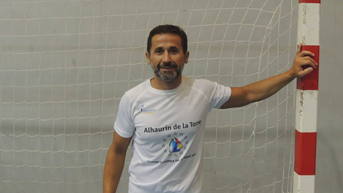 LA WEB ENTREVISTA A… Antonio Sánchez Gómez (secretario y coordinador general del equipo de fútbol sala Victoria Kent)