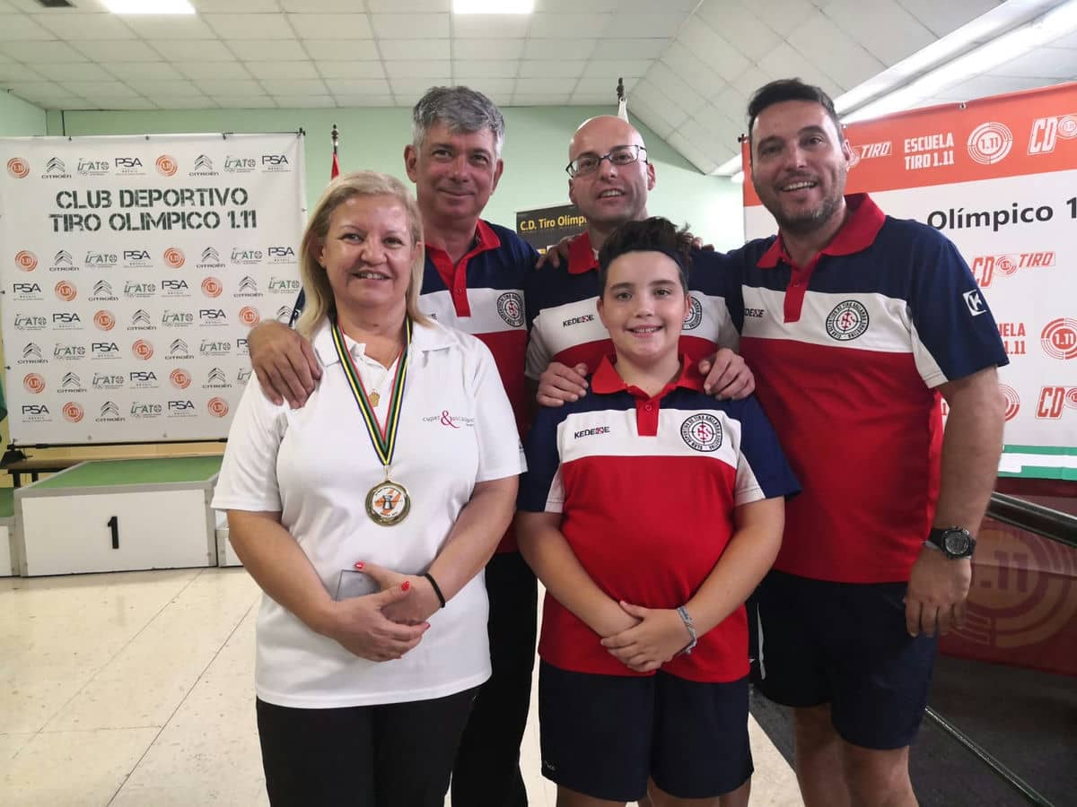 Amalia Ramondelli y Yerai Mínguez ganan la medalla de oro en el III Open de Pistola y Carabina de aire comprimido de Sevilla