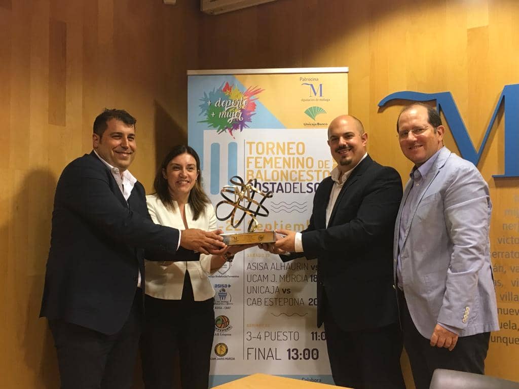 La diputación de Málaga presenta el II Torneo Femenino de Baloncesto Costa del Sol que acogerá Alhaurín de la Torre