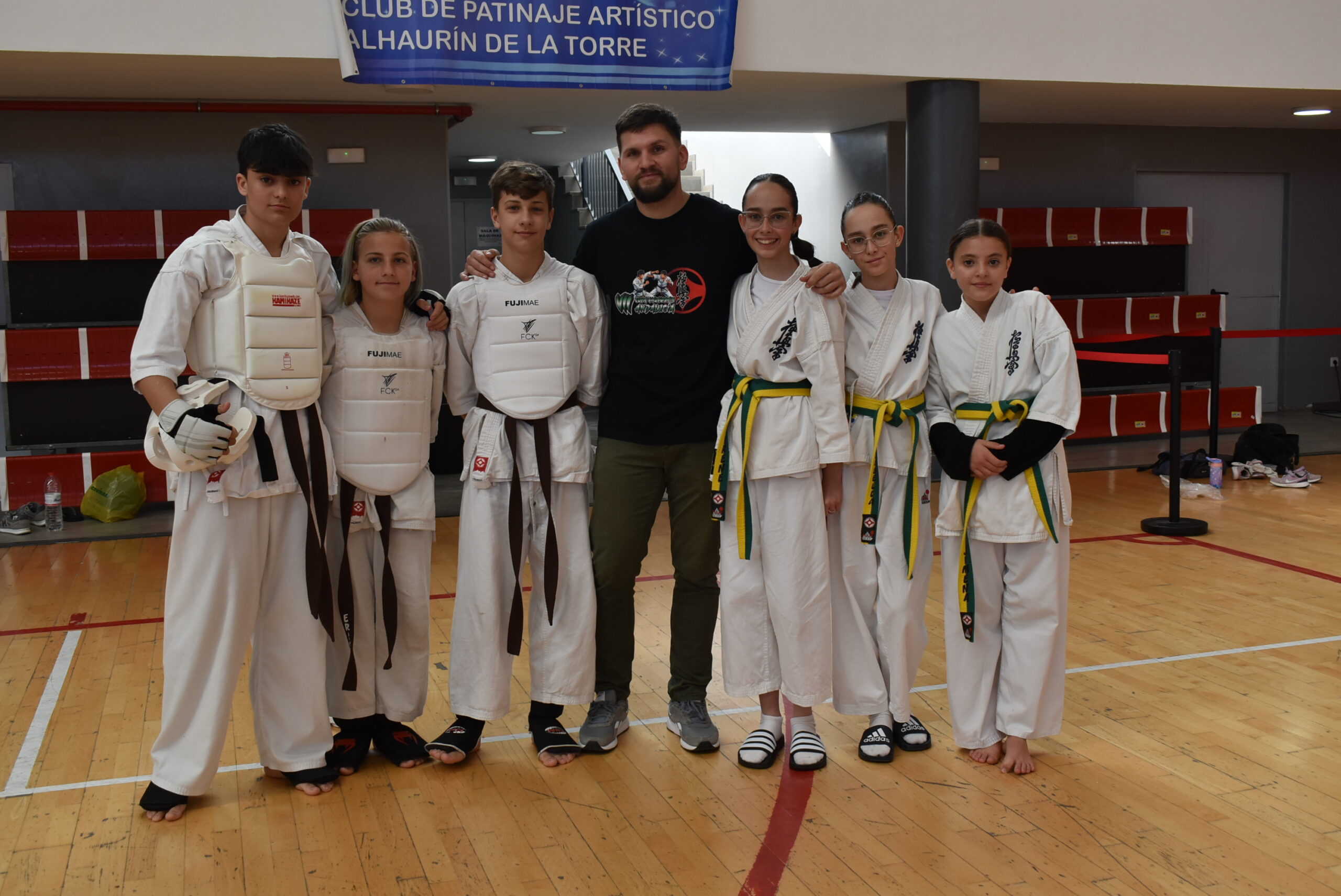 Unos 300 deportistas de toda España se dieron cita el sábado en Alhaurín de la Torre en la VII Copa Kyokushin Andalucía