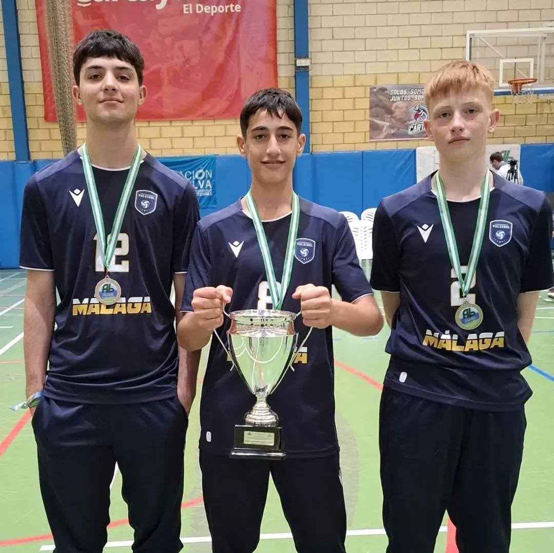 Cuatro alhaurinos subcampeones de Andalucía de selecciones infantiles masculinas de Voleibol