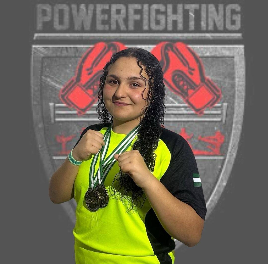 Lola Farfán Cañete bicampeona de Andalucía en la mdalidad Kick Light y K1