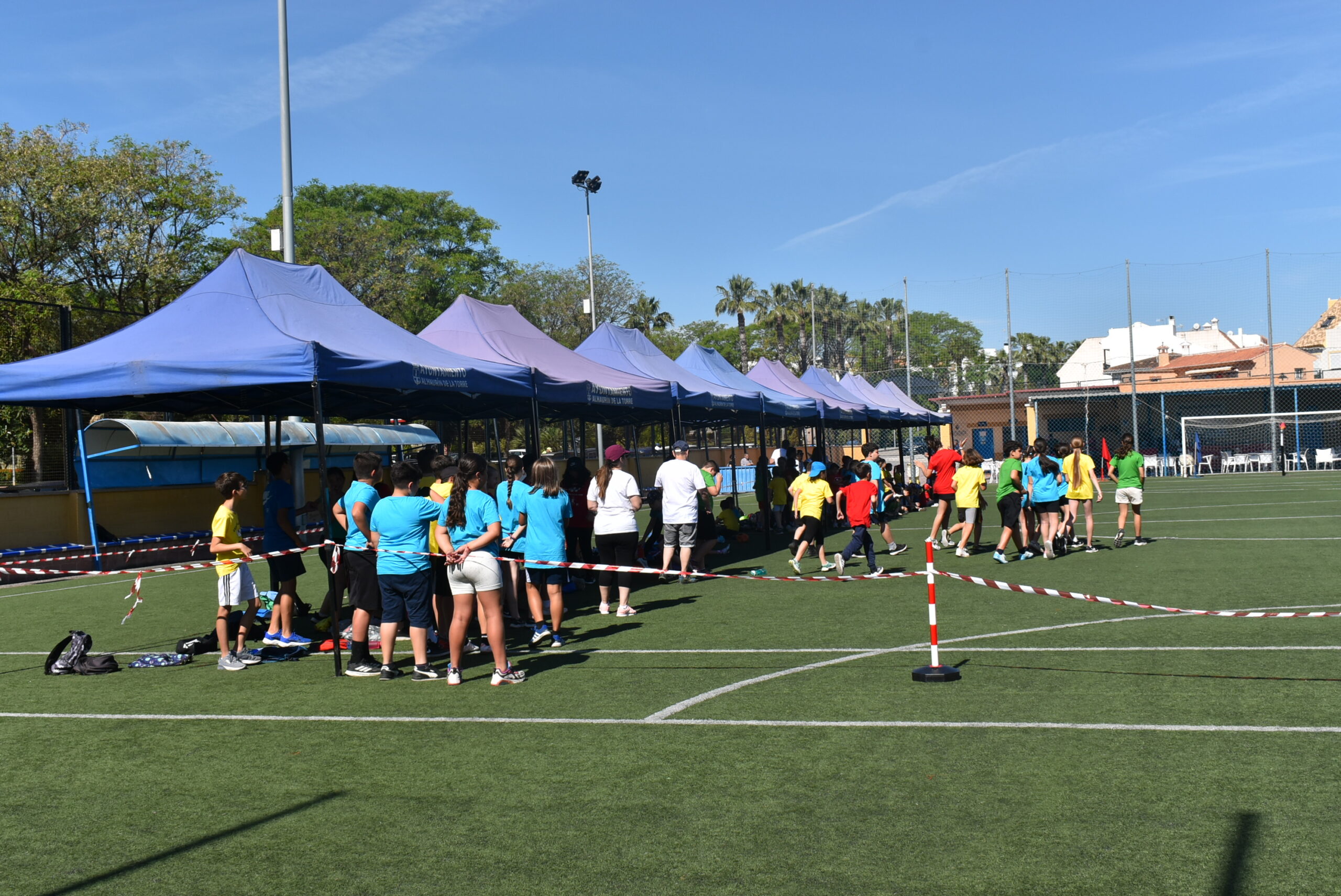El Colegio San Juan d Alhaurín de la Torre celebra un año más su Olimpiada Escolar
